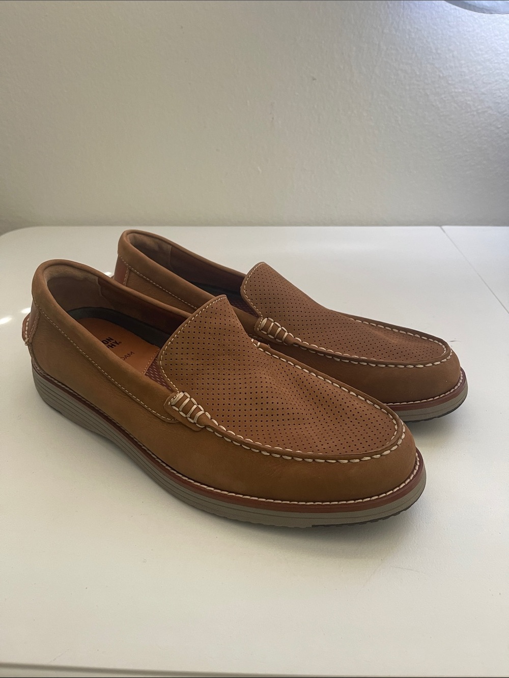 Johnston & Murphy Upton Perfed Venetian Loafers In Snuff Nubuck Size 10